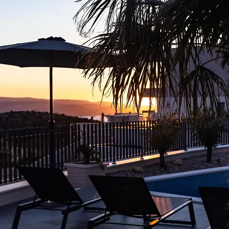Di Sole - Heated Pool & Panoramic Sea View * ماكارسكا