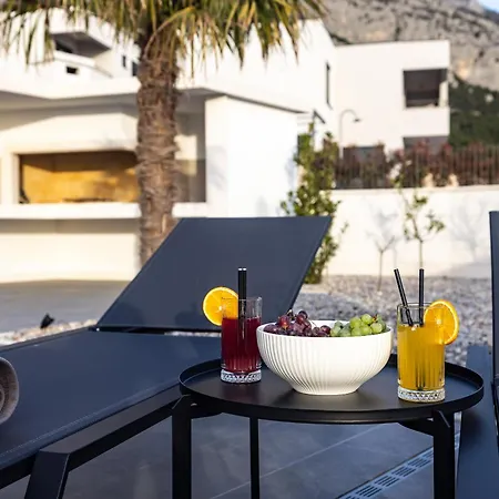 Di Sole - Heated Pool & Panoramic Sea View ماكارسكا