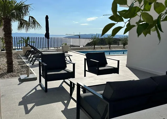 Di Sole - Heated Pool & Panoramic Sea View וילה